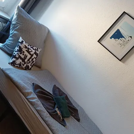 Stellas Monteurwohnungen 아파트 크림미트샤우