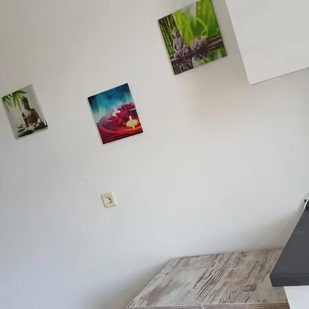 Stellas Monteurwohnungen 아파트 *