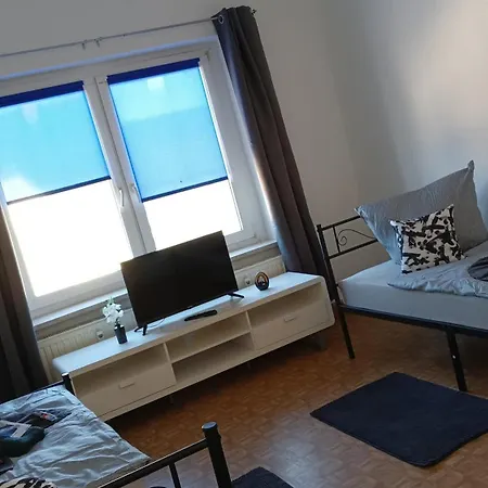 아파트 Stellas Monteurwohnungen 크림미트샤우